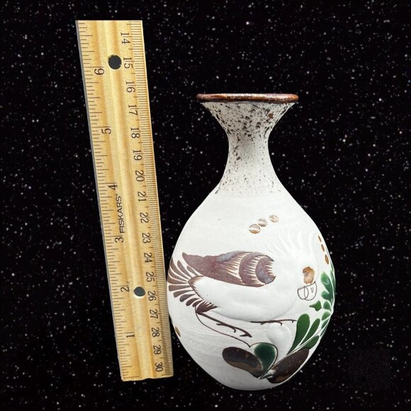 Mexico Folk Art Pottery Vase Signed MDRA Cuckoo Bird Painted 5.5”T 1.75”W - Picture 9 of 11